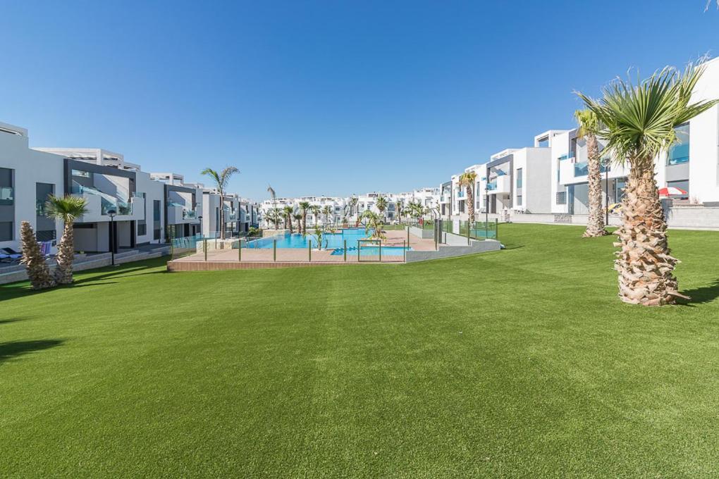 Calle Bullas Topfloor Lejlighed Torrevieja Kültér fotó