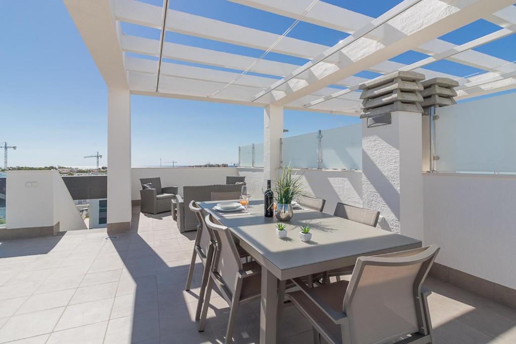 Calle Bullas Topfloor Lejlighed Torrevieja Kültér fotó
